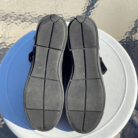 Stuart Weitzman Women’s Furgie Short Boot Black Size 9 - Picture 8 of 9